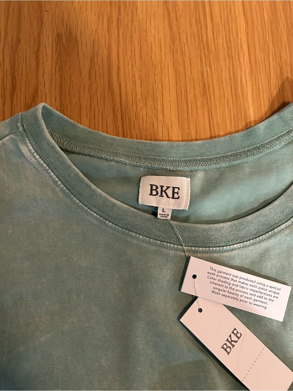 Buckle BKE Washed T-Shirt Color Malachite Green Size Large NWT - Picture 6 of 11